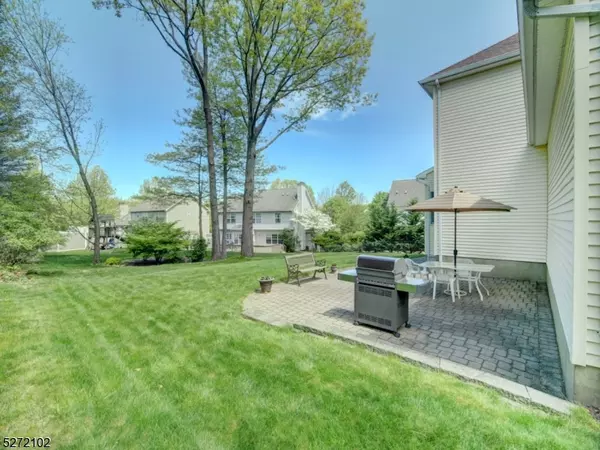 Roxbury Twp., NJ 07852,4 Eliot Ct