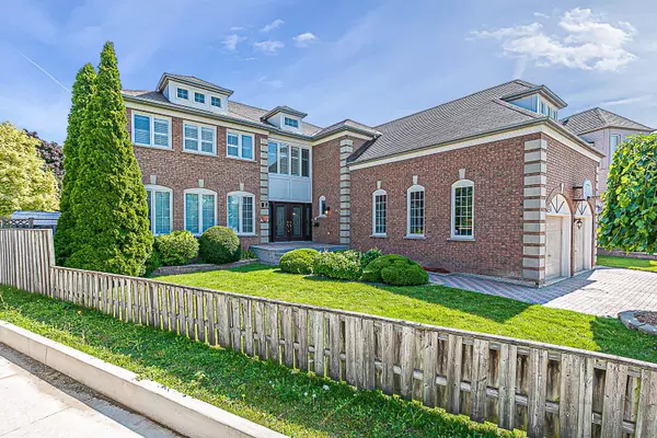 Markham, ON L3R 0A4,40 Braeside SQ