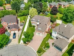 Markham, ON L3R 0A4,40 Braeside SQ