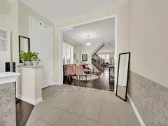 Kitchener, ON N2R 0E7,7 Glenvista DR