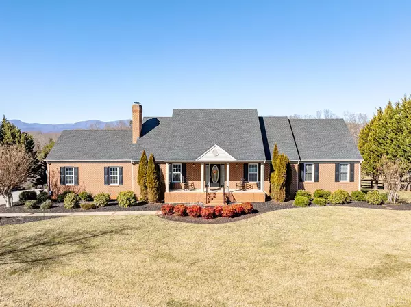 Goode, VA 24556,325 Longhill RD