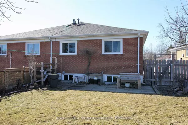 Mississauga, ON L5C 2G5,3443 Queenston DR #Lower