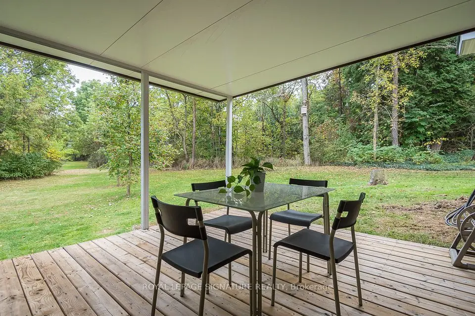 Hamilton, ON L8B 1J1,314 11th Con RD E