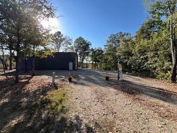 71 Ash Ridge Trail, Broken Bow, OK 74728