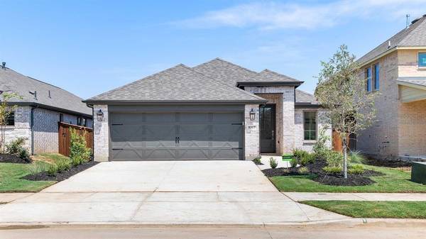 9317 Winding Creek Drive, Oak Point, TX 75068