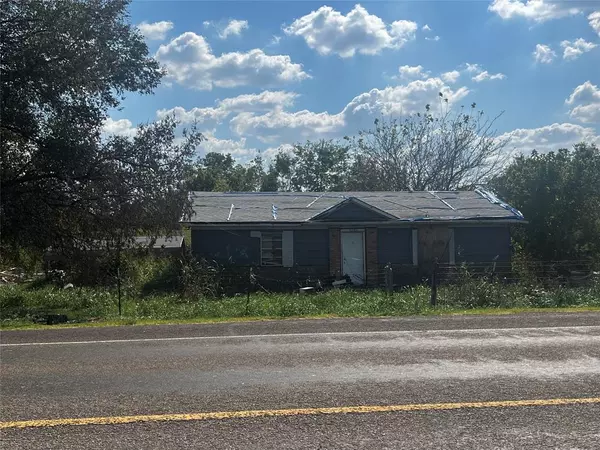 Brandon, TX 76628,100 Pecan Street