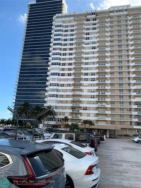 1980 S Ocean Dr.  #15L, Hallandale Beach, FL 33009