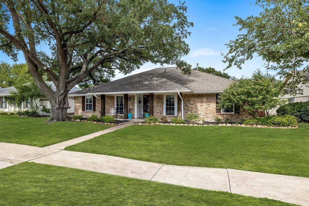 2204 Shady Creek Drive,  Richardson,  TX 75080