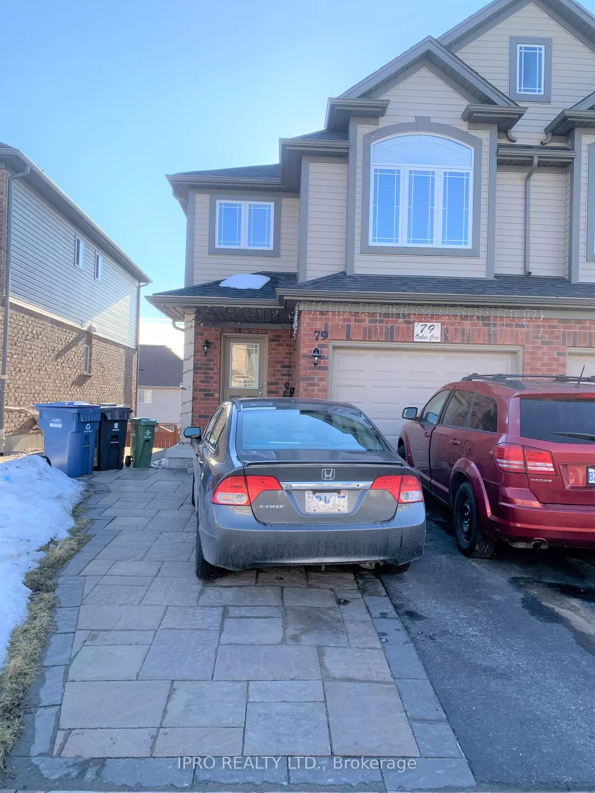 Guelph, ON N1E 0J5,79 Oakes CRES