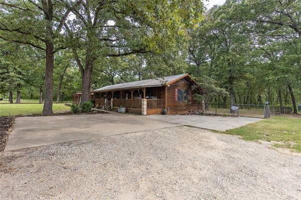 1287 County Road 3524, Dike, TX 75437