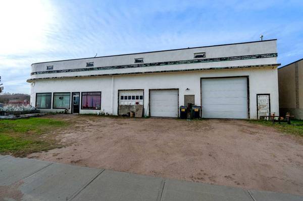 Holden, AB T0B 2C0,4806 50 St.