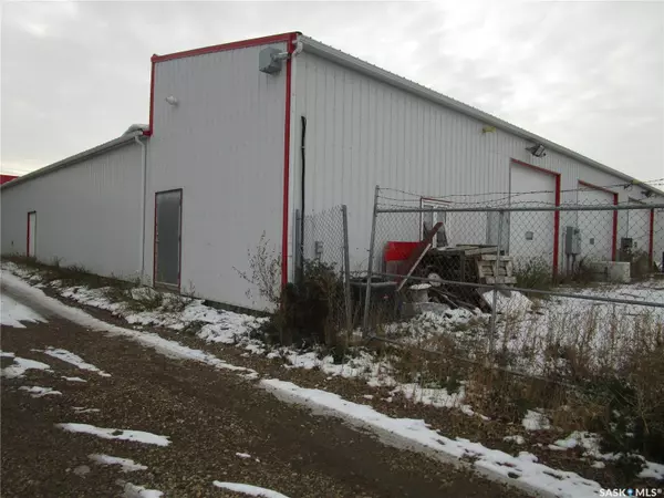 Gravelbourg, SK S0H 1X0,105 6th AVENUE W