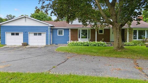 584 Highway 33 N/A W,  Quinte West,  ON K8V 5P6