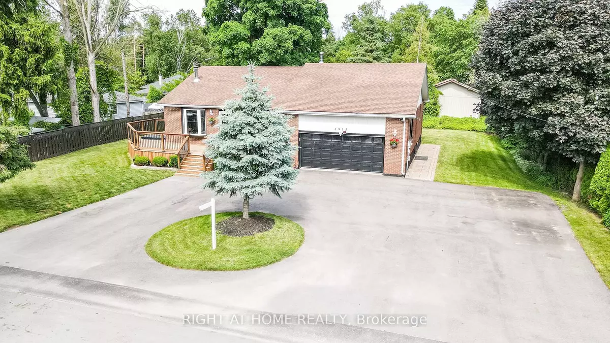 Innisfil, ON L9S 2L6,3915 Pine Rock AVE