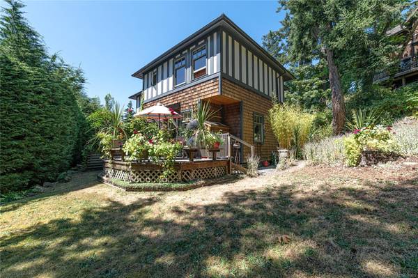 107 Atkins Rd #18, Salt Spring, BC V8K 2X6