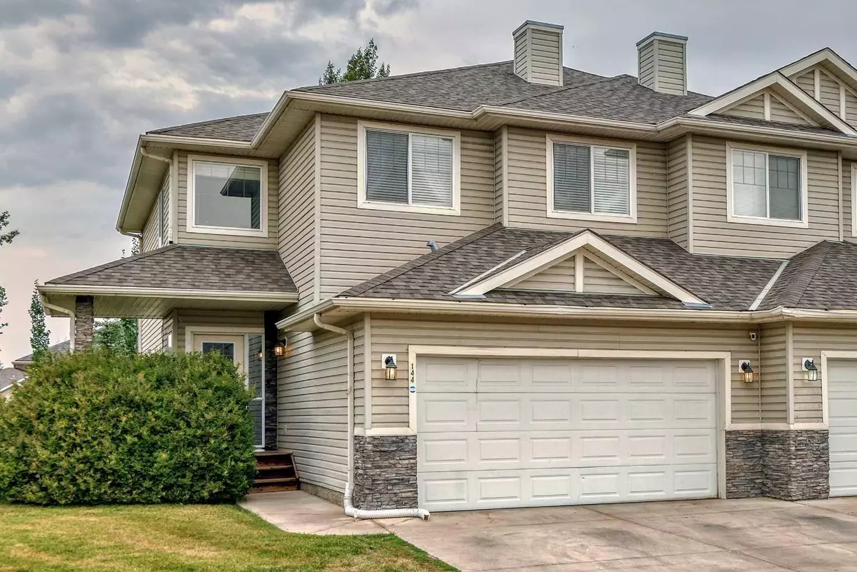 Chestermere, AB T1X 1S7,144 Cove Rise