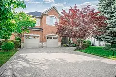 645 Canyon ST, Mississauga, ON L5H 4L9