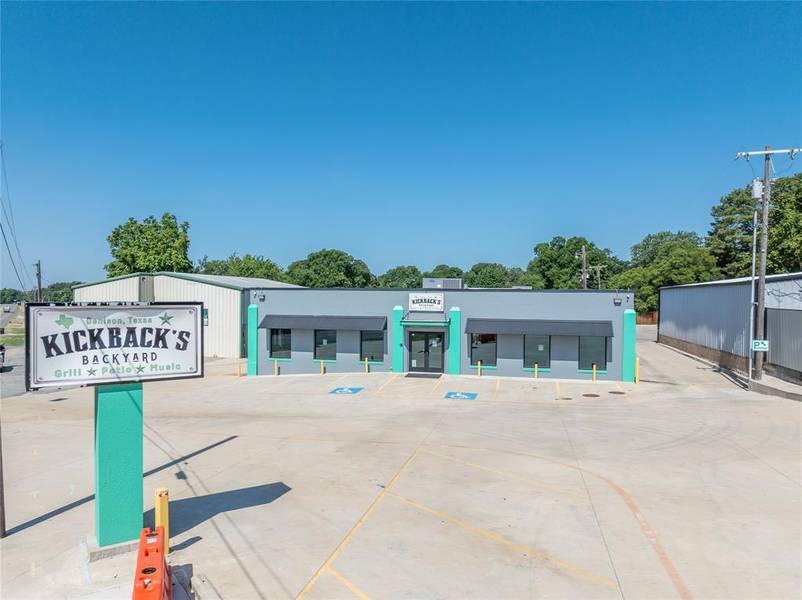 1721 S Armstrong Avenue, Denison, TX 75020