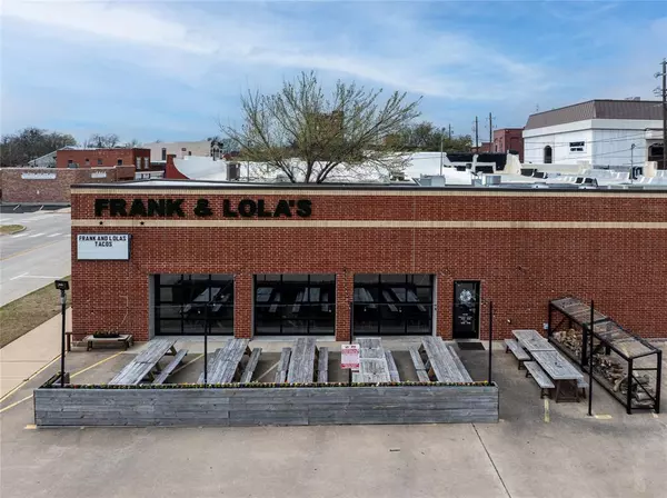 Denison, TX 75020,227 W Chestnut Street