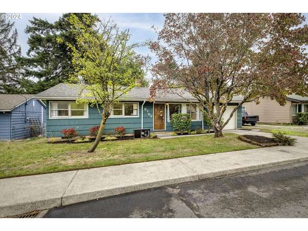 9762 SE CORA ST, Portland, OR 97266