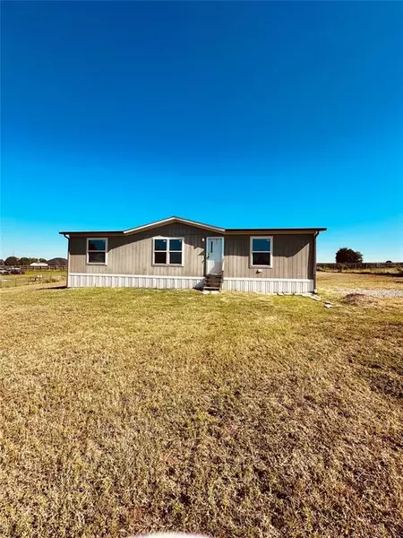 1315 Meadowview Lane, Blanchard, OK 73010