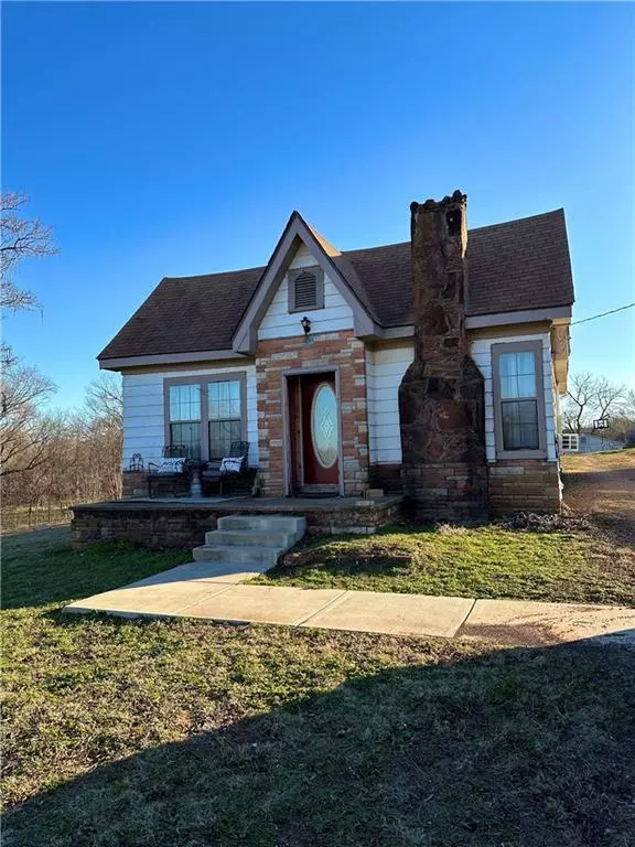 306 S 6th Street, Luther, OK 73054