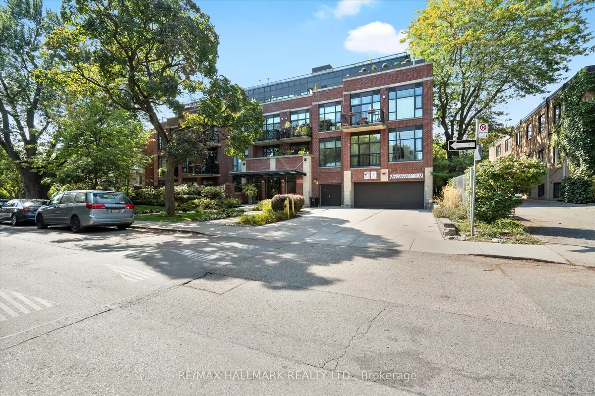 Toronto E02, ON M4L 0A4,66 Kippendavie AVE #203