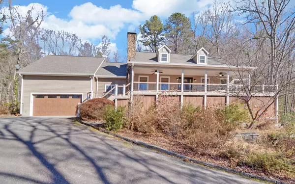 402 Paul Grist Lane, Rabun Gap, GA 30568