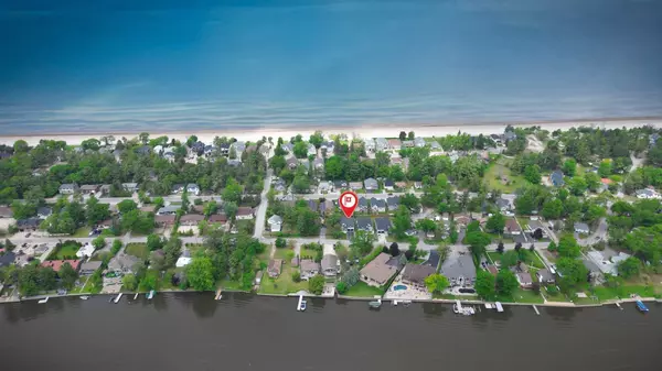 Wasaga Beach, ON L9Z 2J4,76 Old Mosley ST