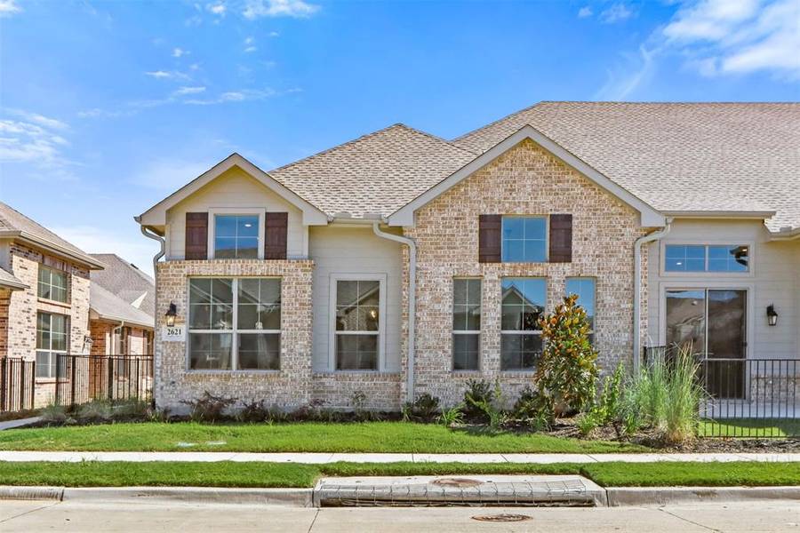 2621 Chablis Drive, Grand Prairie, TX 75054