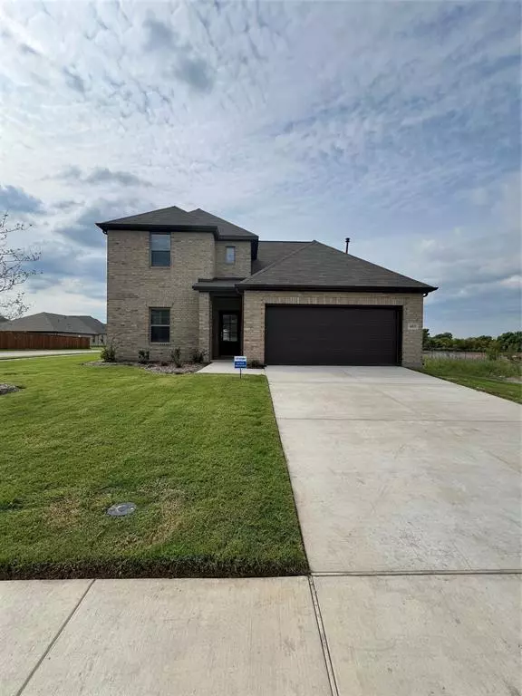 603 Brook View Drive, Van Alstyne, TX 75495