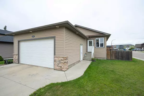 4101 74 AVE, Lloydminster, AB T9V 2H6