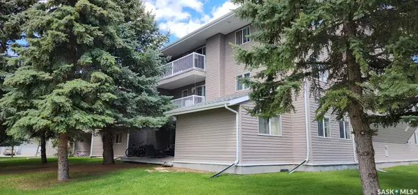 1808 Eaglesham AVENUE #207, Weyburn, SK S4T 2R1