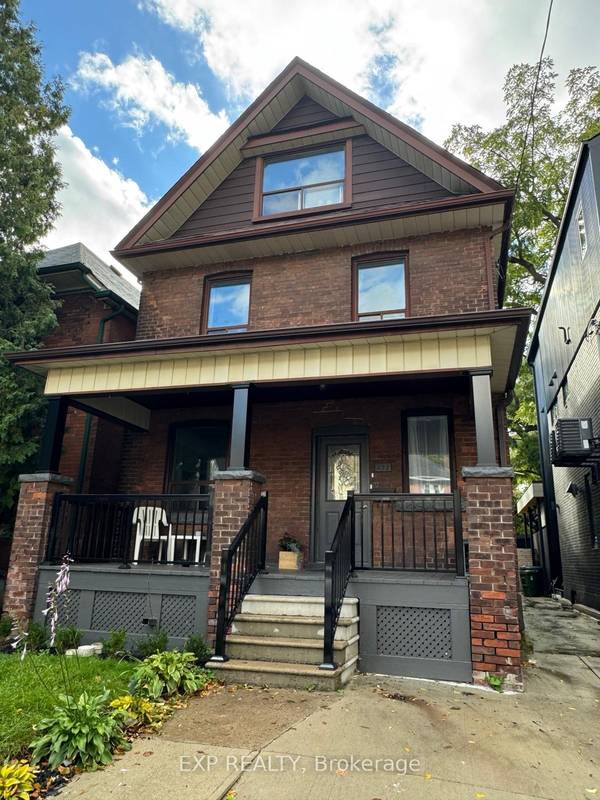 Toronto W02, ON M6P 2X6,422 Clendenan AVE #Main