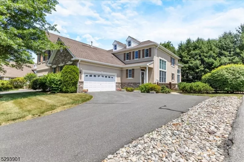 15 Drake Ln, Chester Twp., NJ 07930