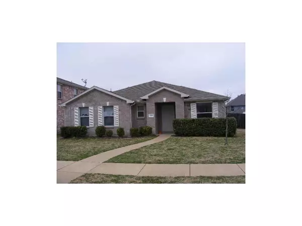 218 Trees Drive, Cedar Hill, TX 75104