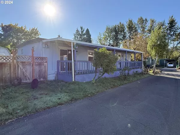 Damascus, OR 97089,15758 SE HIGHWAY 224 #27