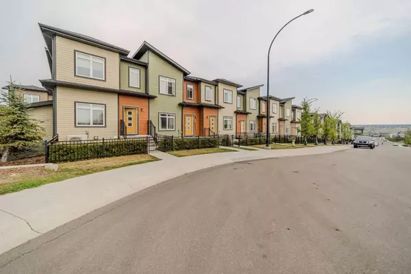 Calgary, AB T3R 1T5,60 Sage Bluff MNR NW