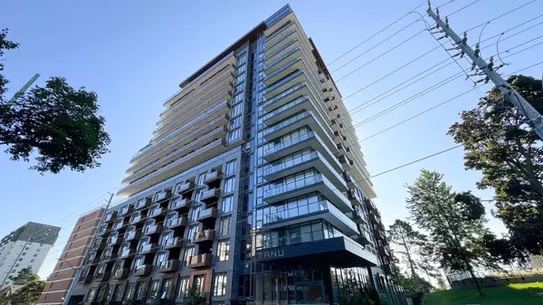 21 Park ST E #718, Mississauga, ON L5G 1L7