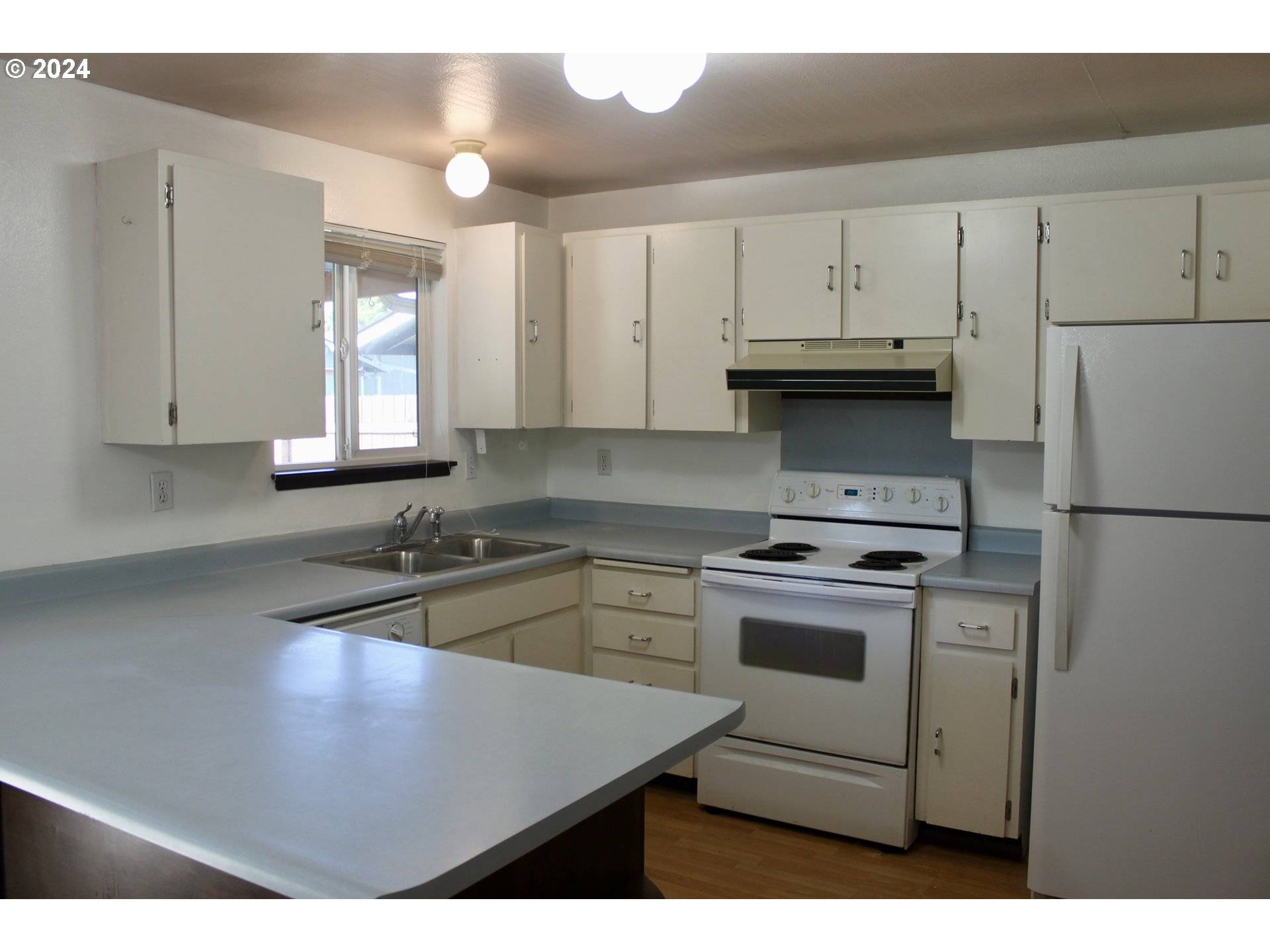 Longview, WA 98632,3835 OAK ST