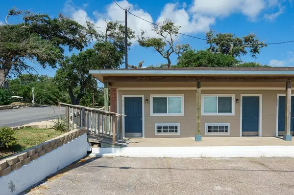 919 N Fulton Beach Rd #315, Rockport, TX 78382