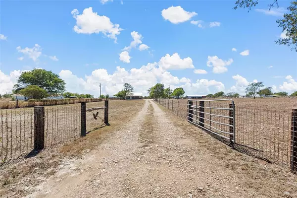 11273 Berry Road, Moody, TX 76557