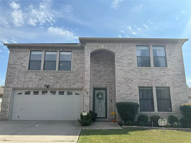 3144 Longbow Drive, Grand Prairie, TX 75052