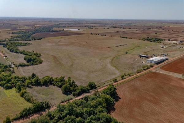 25222 E 780 Road, Kingfisher, OK 73750