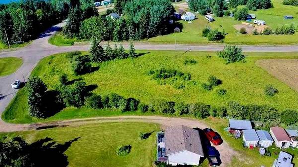 Lac La Biche, AB T0A 2C0,702, 13221 Twp Rd 680