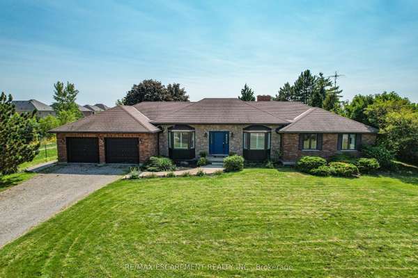 3205 Binbrook RD,  Hamilton,  ON L0R 1C0