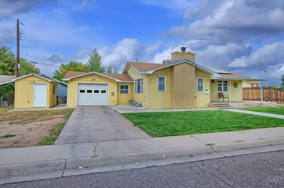 3111 Royal Ave, Pueblo, CO 81005