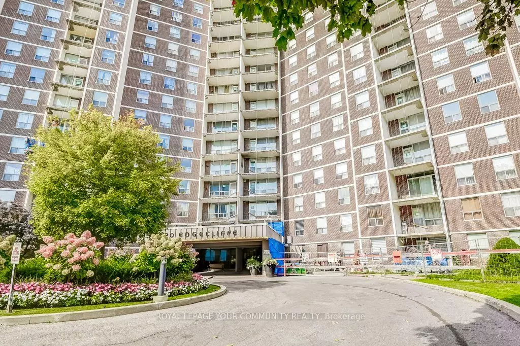 Toronto C11, ON M3C 3A4,20 Edgecliff Golfway #415