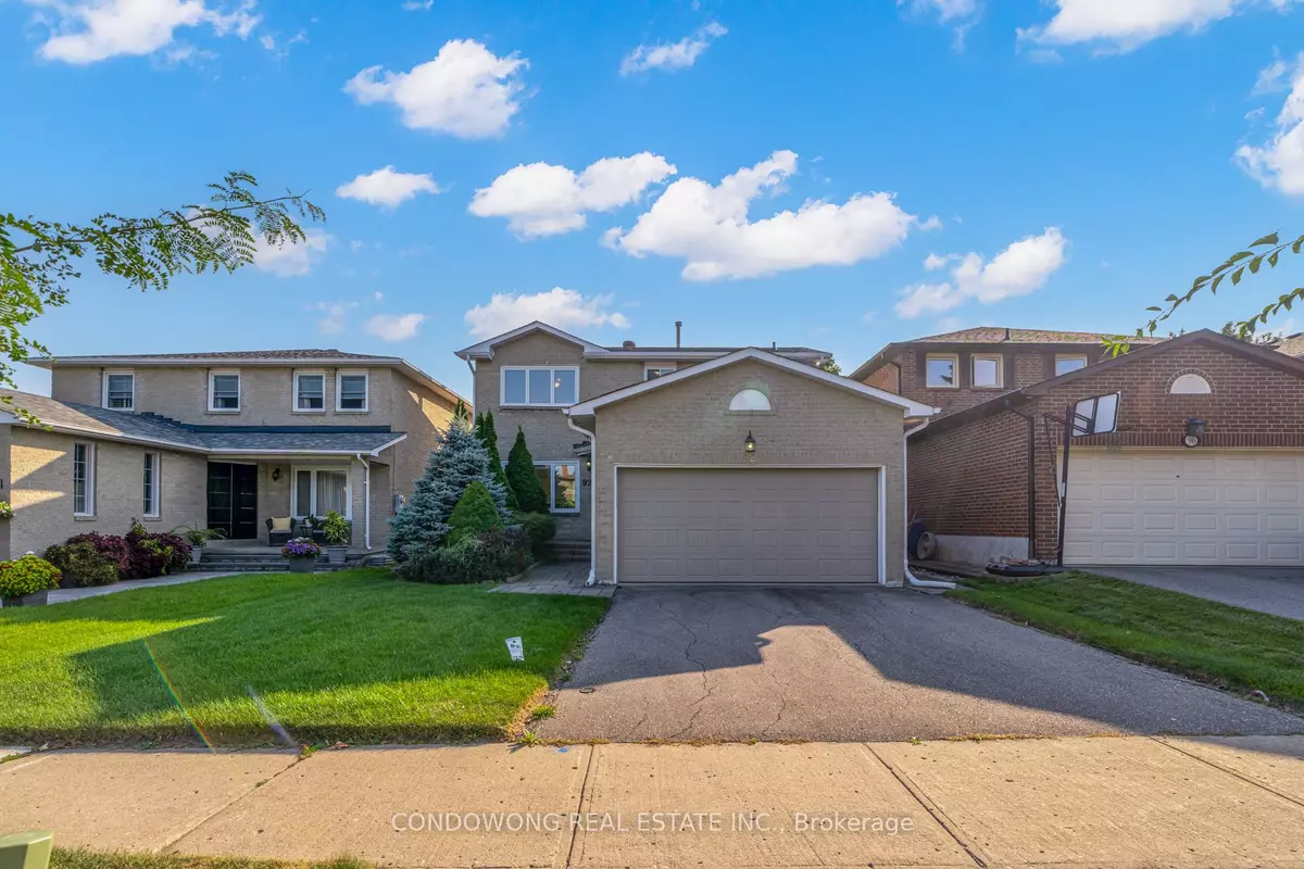 Richmond Hill, ON L4C 7S6,92 Houseman CRES