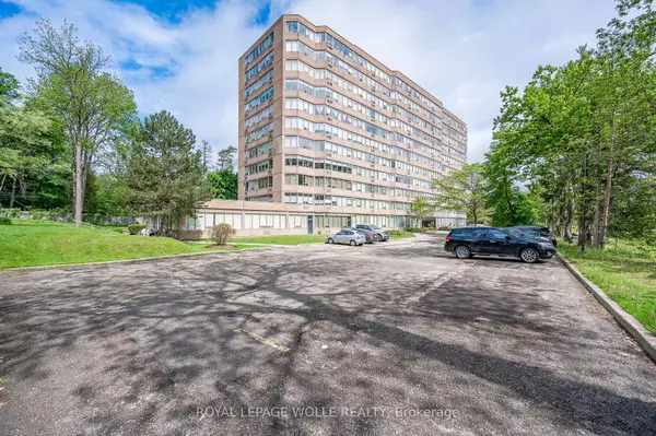 Kitchener, ON N2A 2Z9,3227 King ST E #306